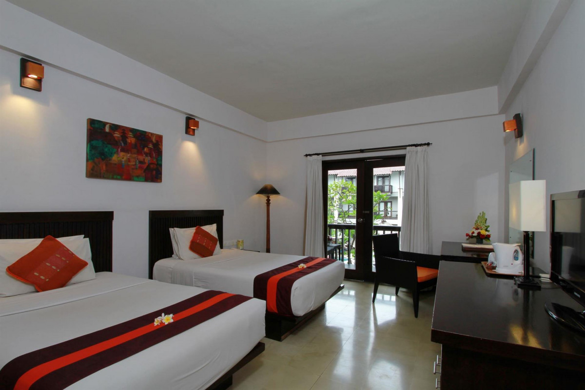 THE LOKHA LEGIAN — фото 13