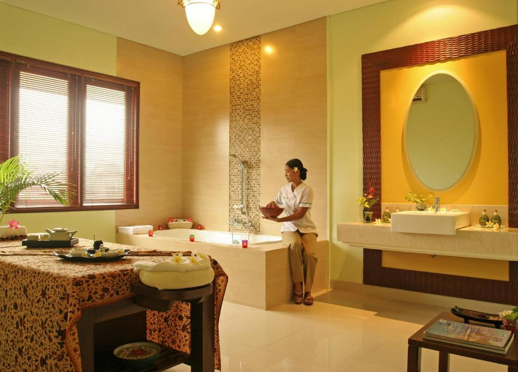 THE RANI HOTEL & SPA TUBAN — фото 3