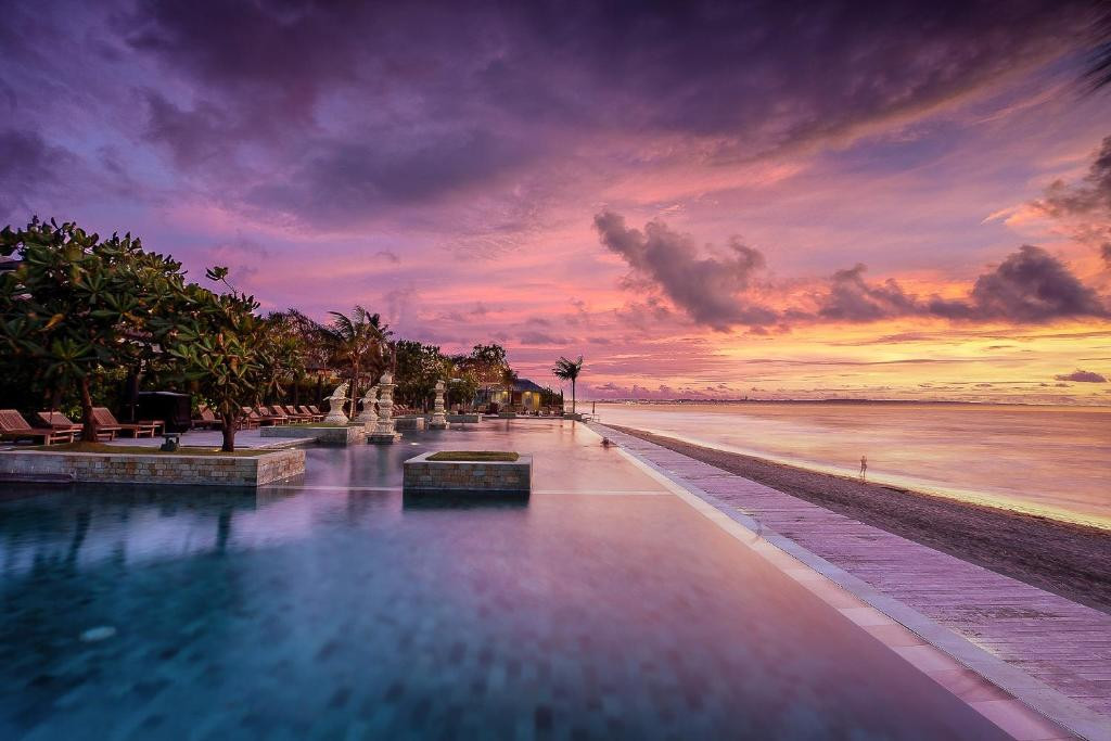 THE SEMINYAK BEACH RESORT — фото 18