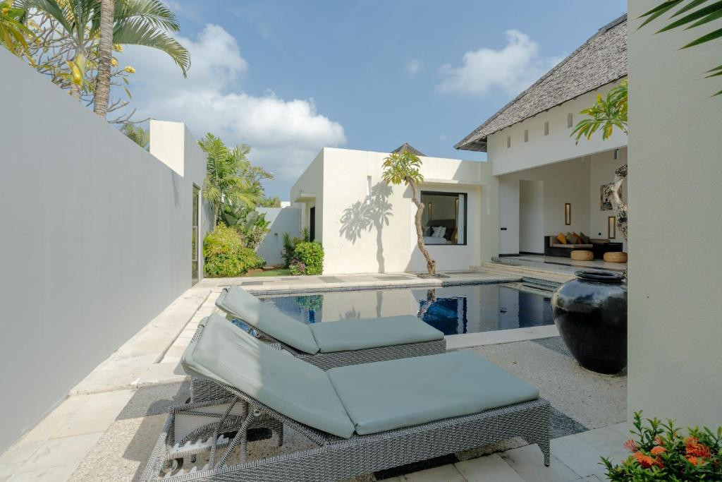 THE SEMINYAK SUITE PRIVATE VILLA — фото 5