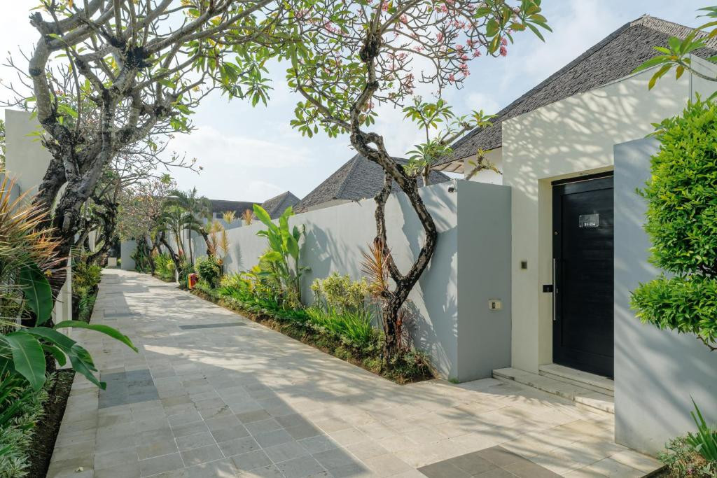 THE SEMINYAK SUITE PRIVATE VILLA — фото 15