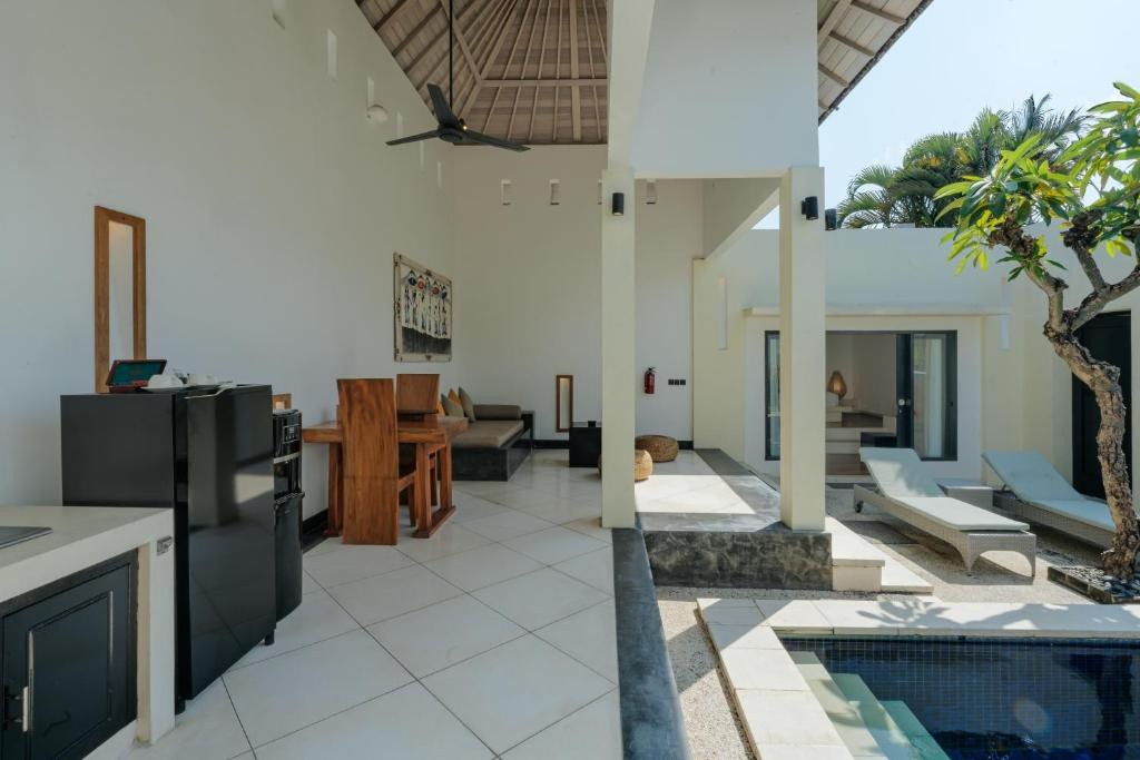 THE SEMINYAK SUITE PRIVATE VILLA — фото 18