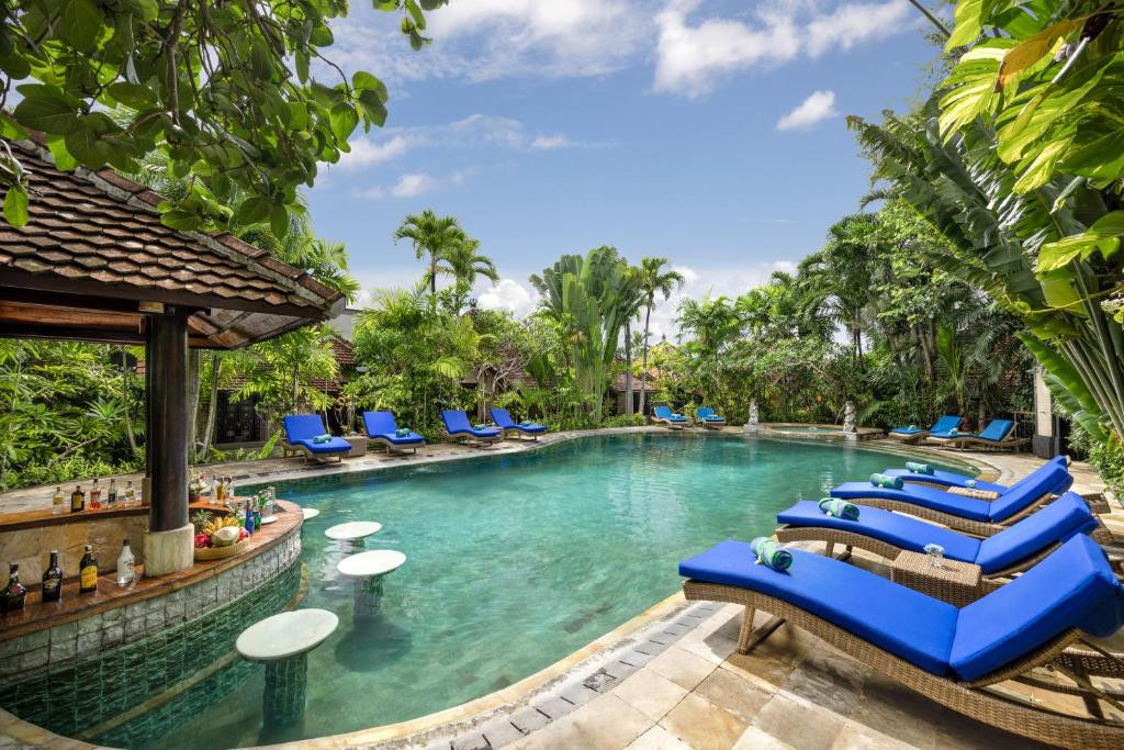 TONYS VILLAS