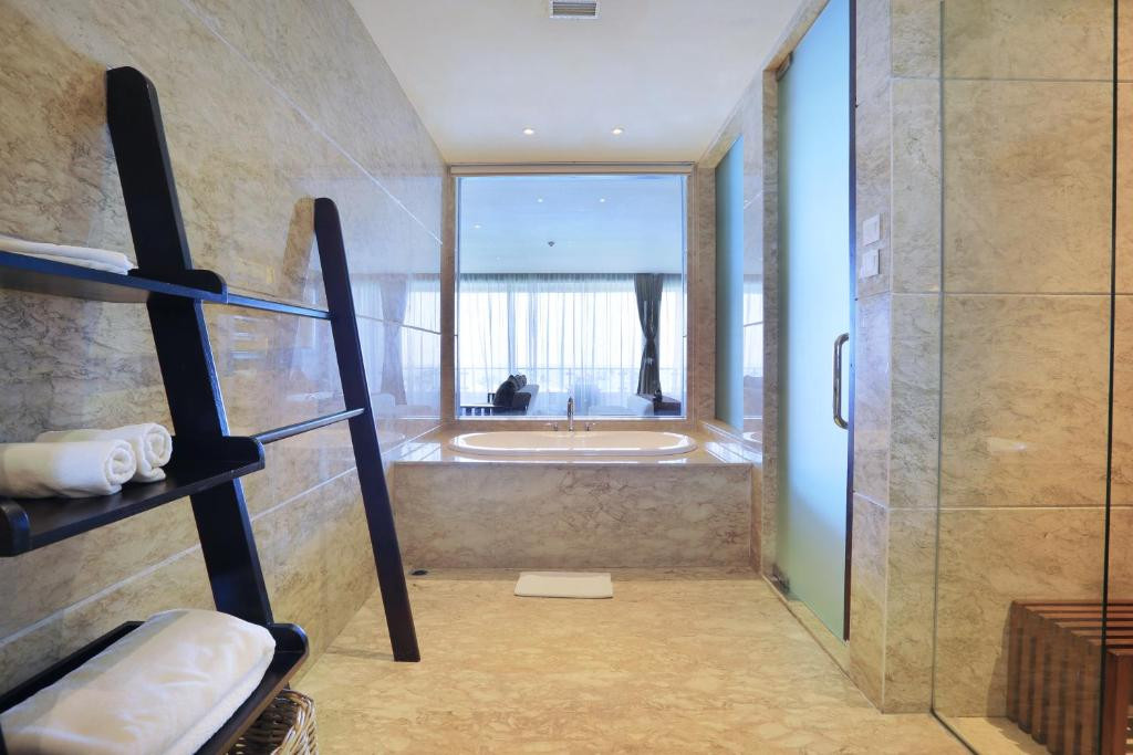 ULU SEGARA LUXURY SUITES & VILLAS (EX. SAWANGAN SUITES AND VILLAS) — фото 14