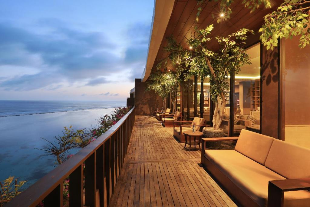 ULU SEGARA LUXURY SUITES & VILLAS (EX. SAWANGAN SUITES AND VILLAS) — фото 16