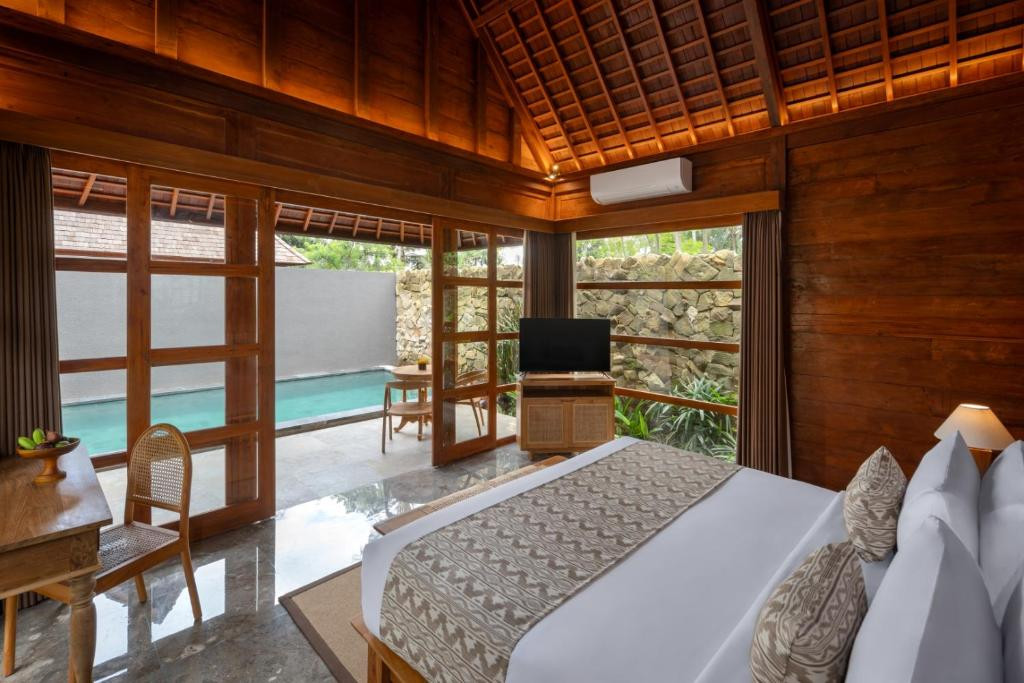 UNAGI WOODEN VILLA BY EMANA — фото 8