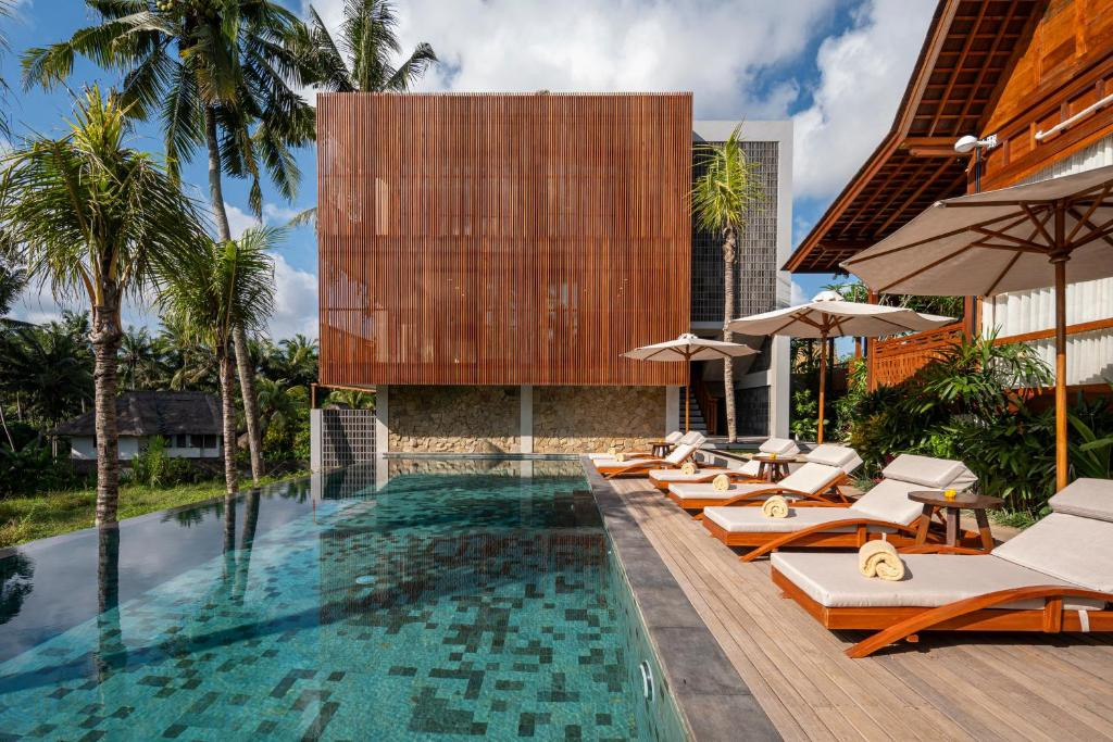 UNAGI WOODEN VILLA BY EMANA — фото 15
