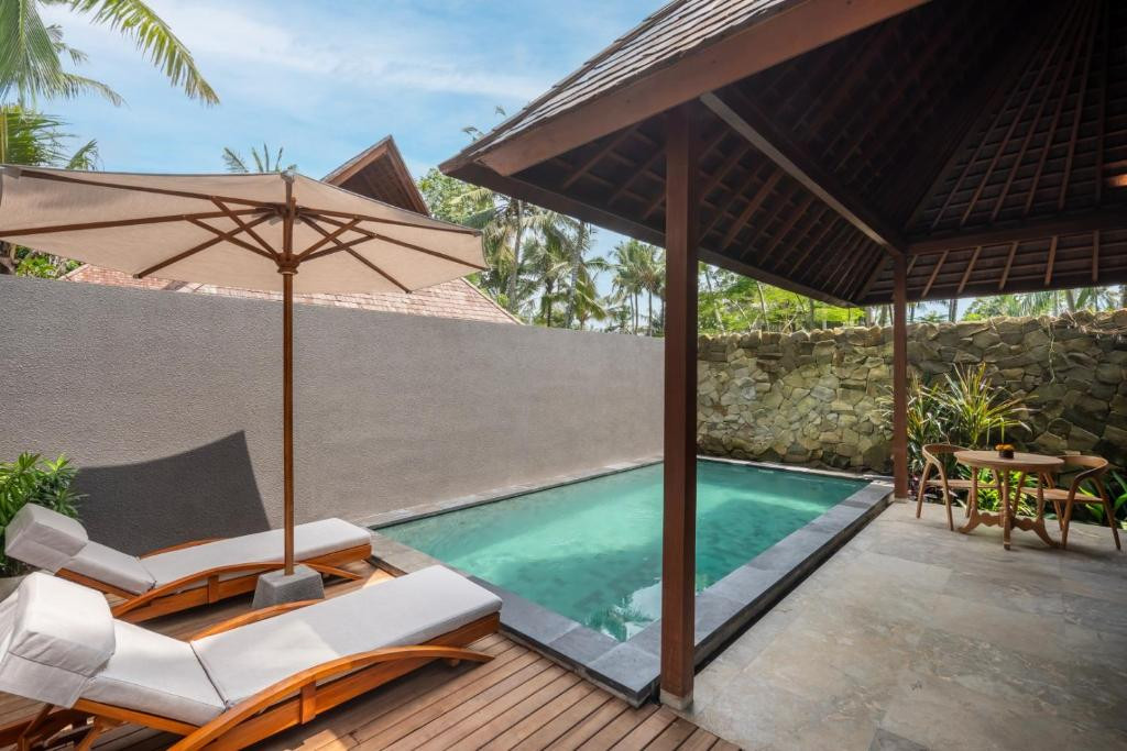 UNAGI WOODEN VILLA BY EMANA — фото 16