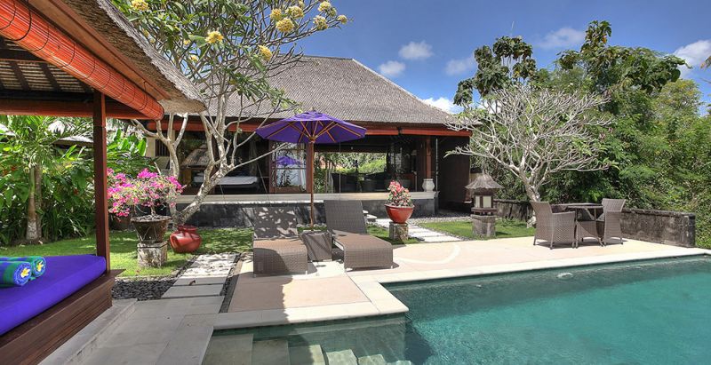 VILLA BULAN MADU