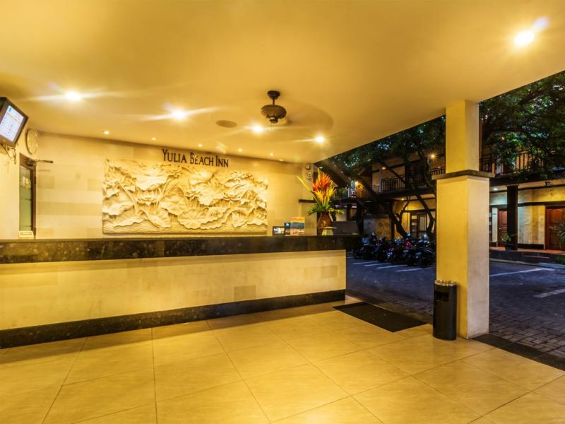 YULIA BEACH INN KUTA — фото 14