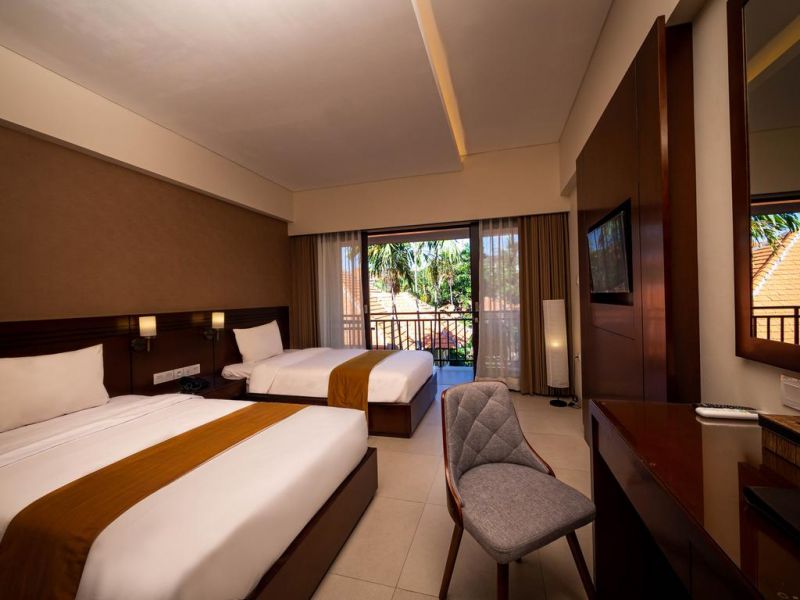 YULIA BEACH INN KUTA — фото 17