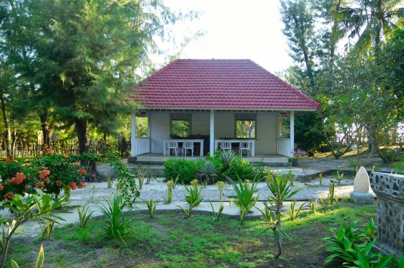 GAZEBO MENO RESORT