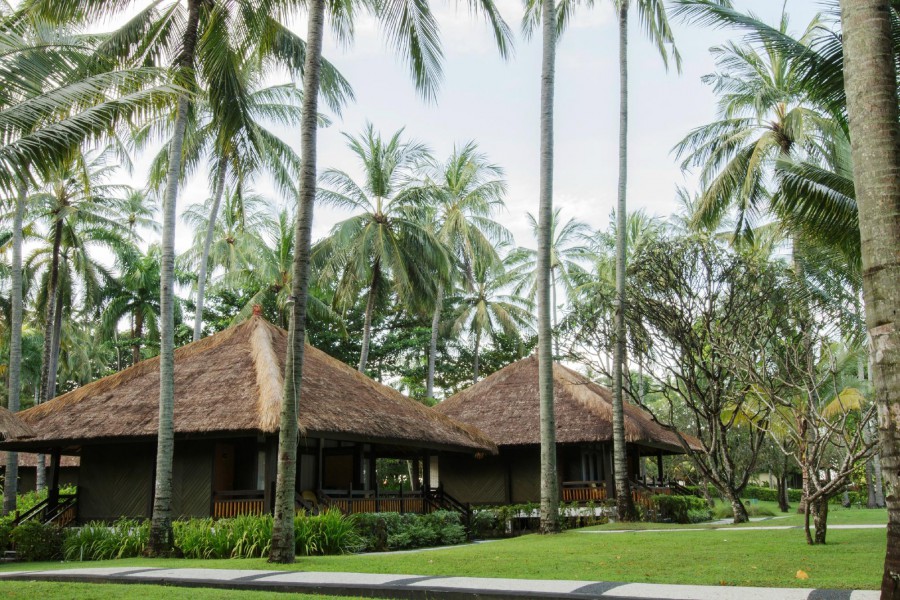 SENGGIGI BEACH HOTEL