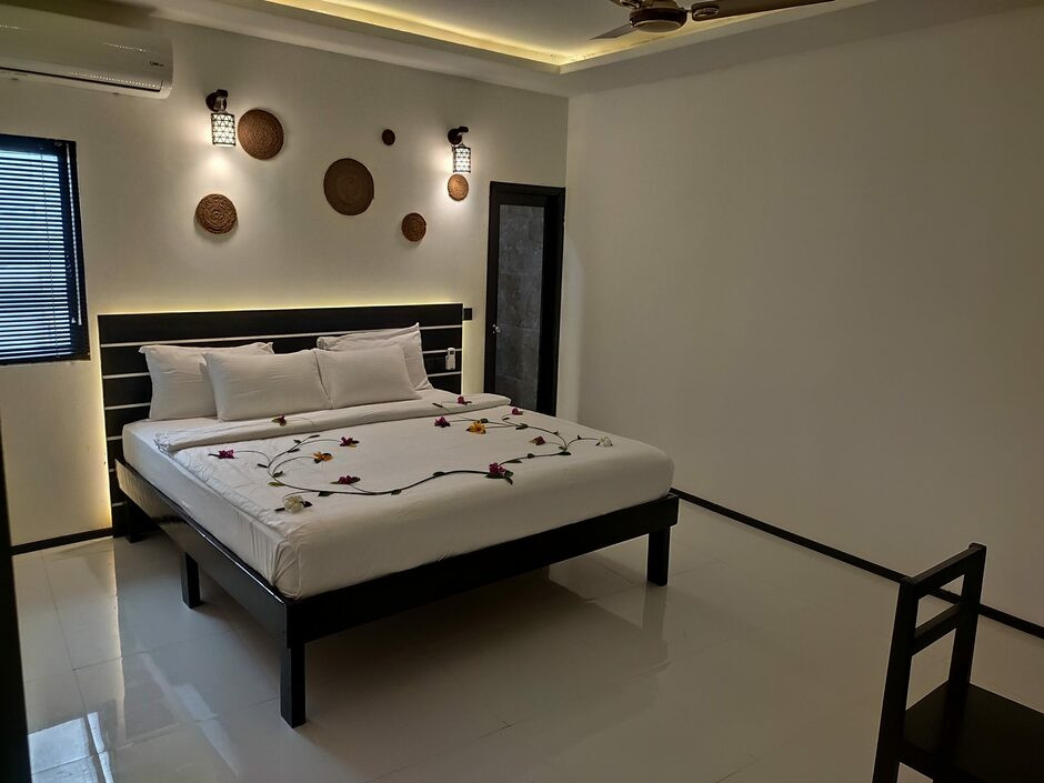 CROWN BEACH HOTEL MALDIVES — фото 11