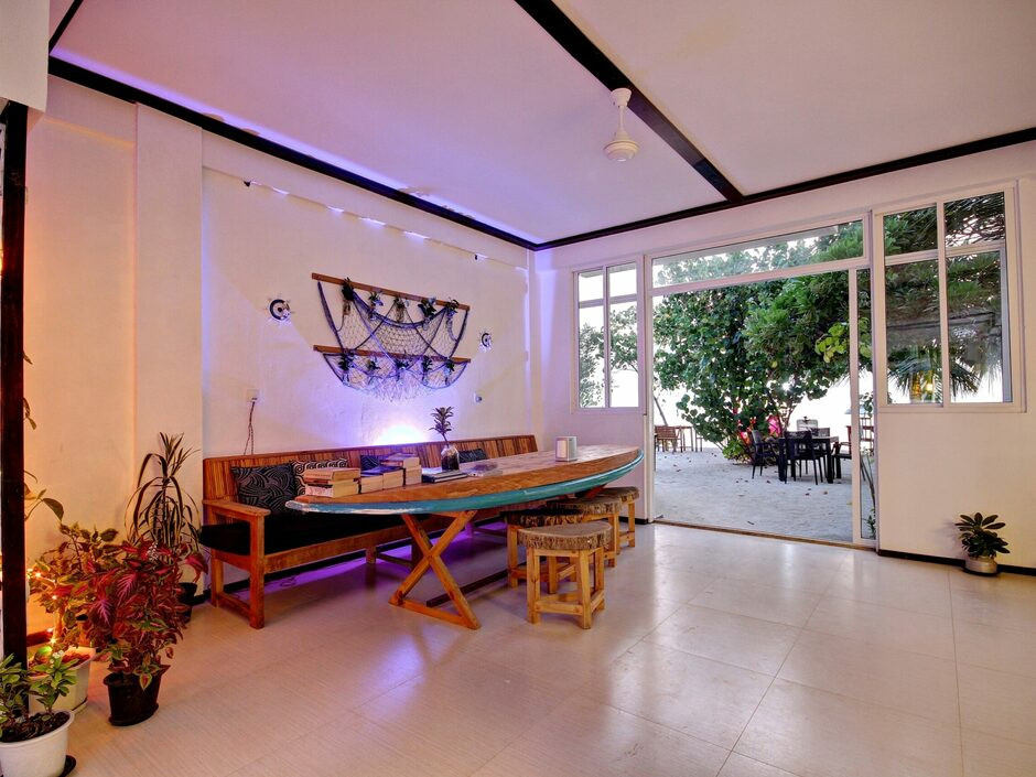 CROWN BEACH HOTEL MALDIVES — фото 12