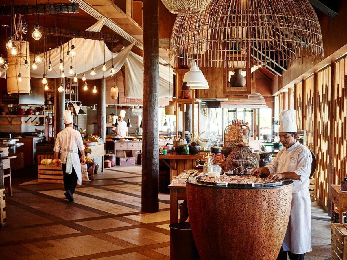 LUX* SOUTH ARI ATOLL RESORTS & VILLAS — фото 14