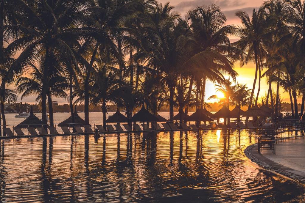 MAURICIA BEACHCOMBER RESORT & SPA — фото 13