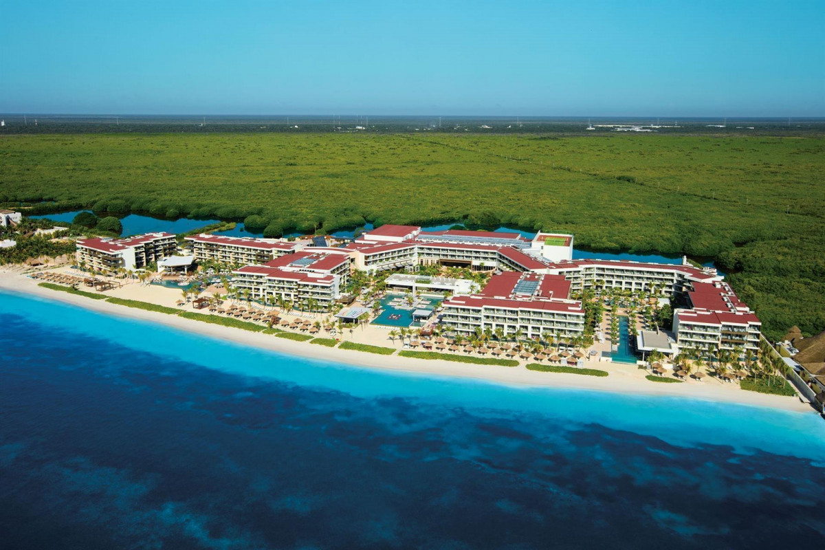 BREATHLESS RIVIERA CANCUN