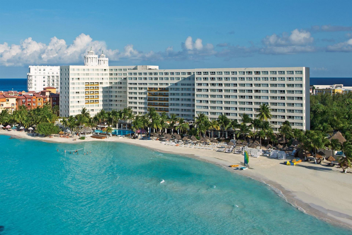 DREAMS SANDS CANCUN RESORT & SPA