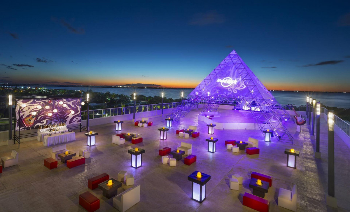 HARD ROCK CANCUN (EX. CANCUN PALACE) — фото 15