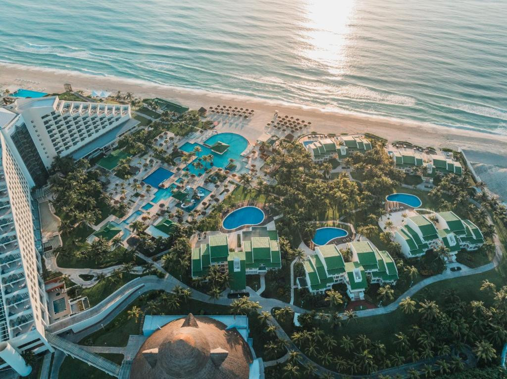 IBEROSTAR SELECTION CANCUN (EX. HILTON CANCUN GOLF & SPA RESORT)