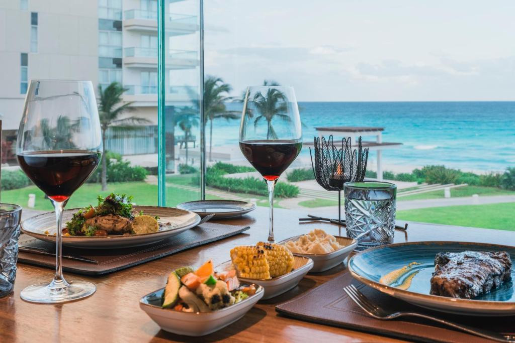 IBEROSTAR SELECTION CANCUN (EX. HILTON CANCUN GOLF & SPA RESORT) — фото 11