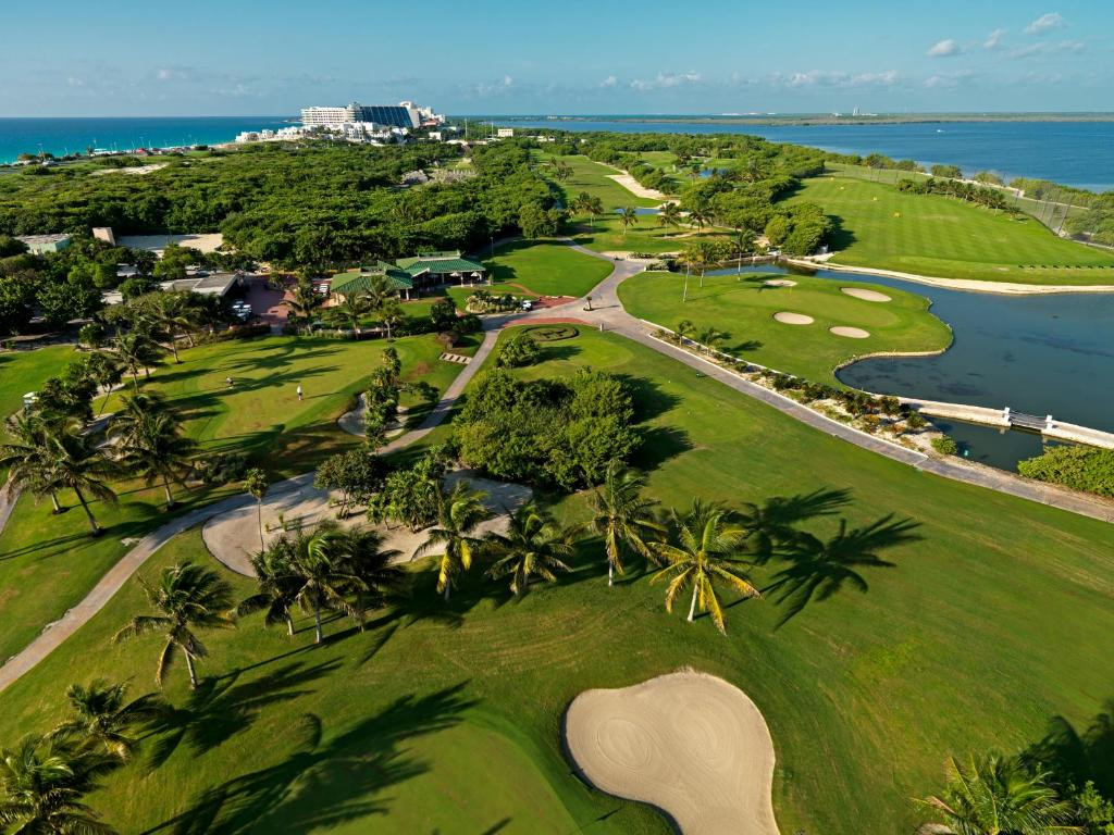 IBEROSTAR SELECTION CANCUN (EX. HILTON CANCUN GOLF & SPA RESORT) — фото 18