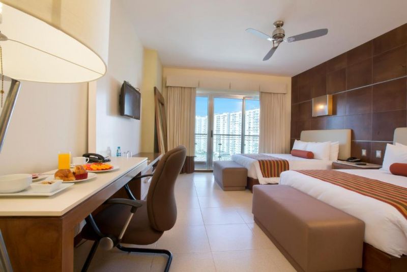 KRYSTAL URBAN CANCUN (EX. B2B MALECON PLAZA HOTEL & CONVENTION CENTER) — фото 3