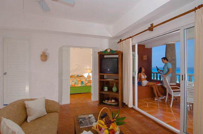 MIA CANCUN RESORT (EX. AVALON BACCARA CANCUN)