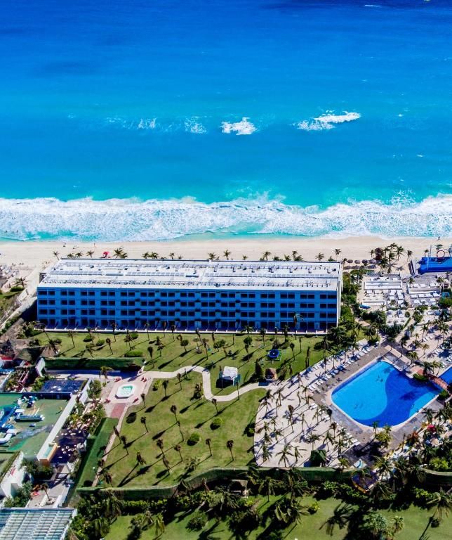 OH! CANCUN ON THE BEACH