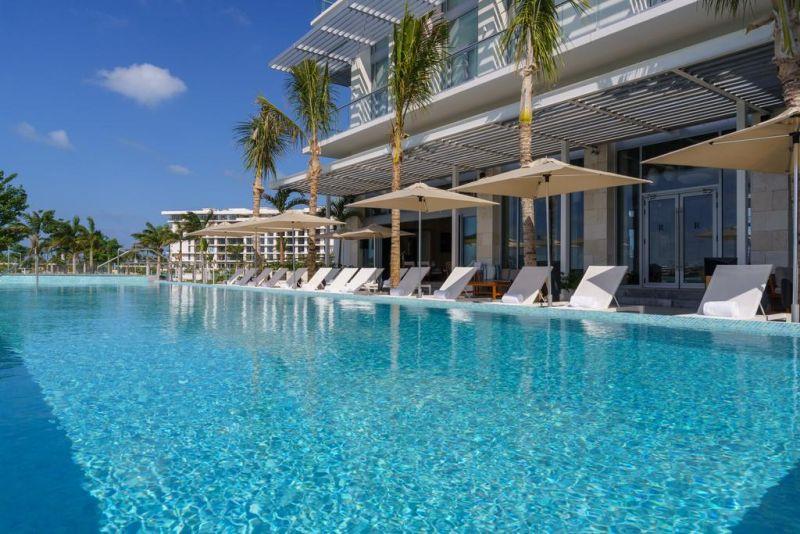 RENAISSANCE CANCUN RESORT & MARINA