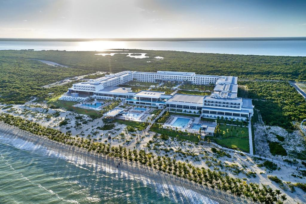 RIU PALACE COSTA MUJERES