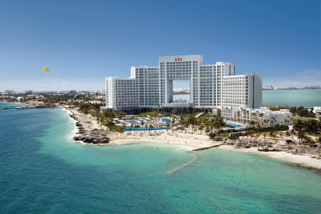 RIU PALACE PENINSULA