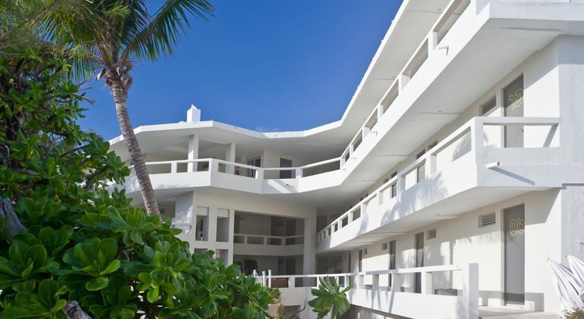 ROCA MAR HOTEL