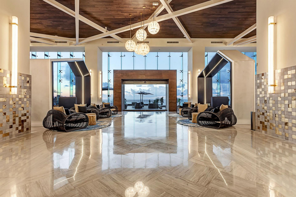 ROYALTON CHIC SUITES CANCUN RESORT & SPA — фото 7