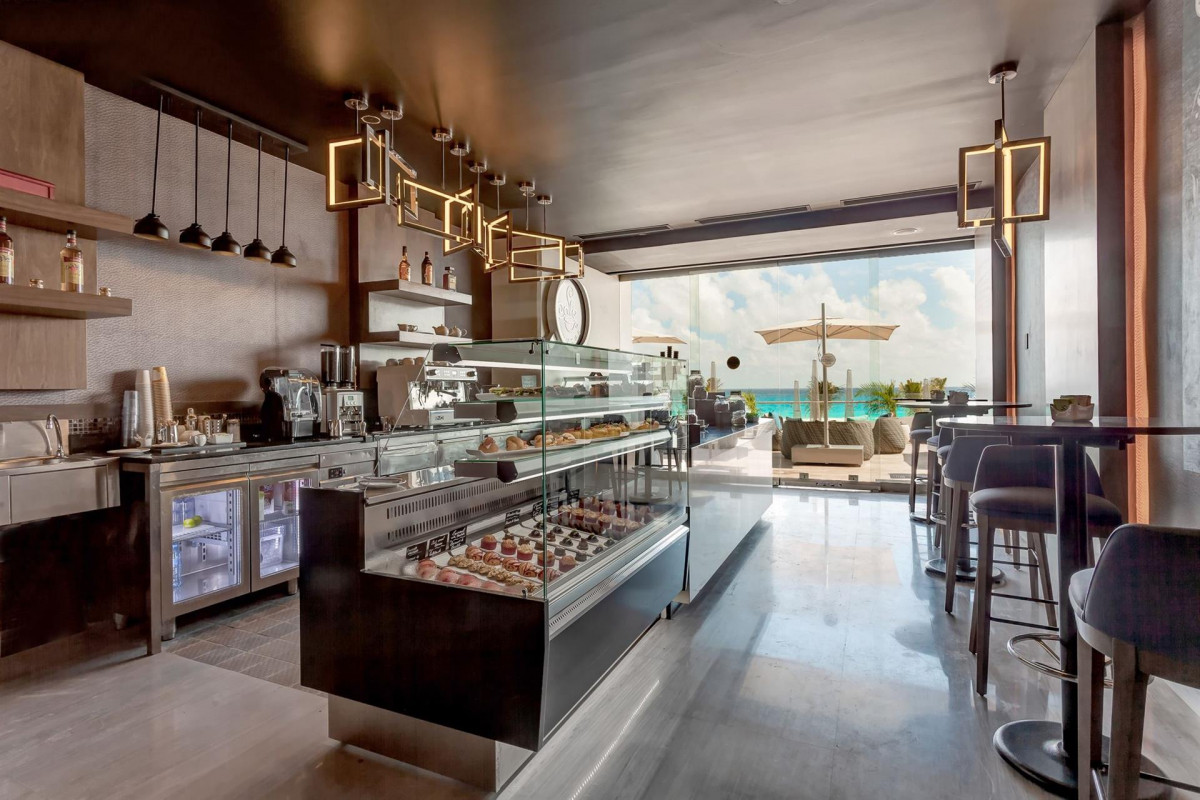 ROYALTON CHIC SUITES CANCUN RESORT & SPA — фото 10