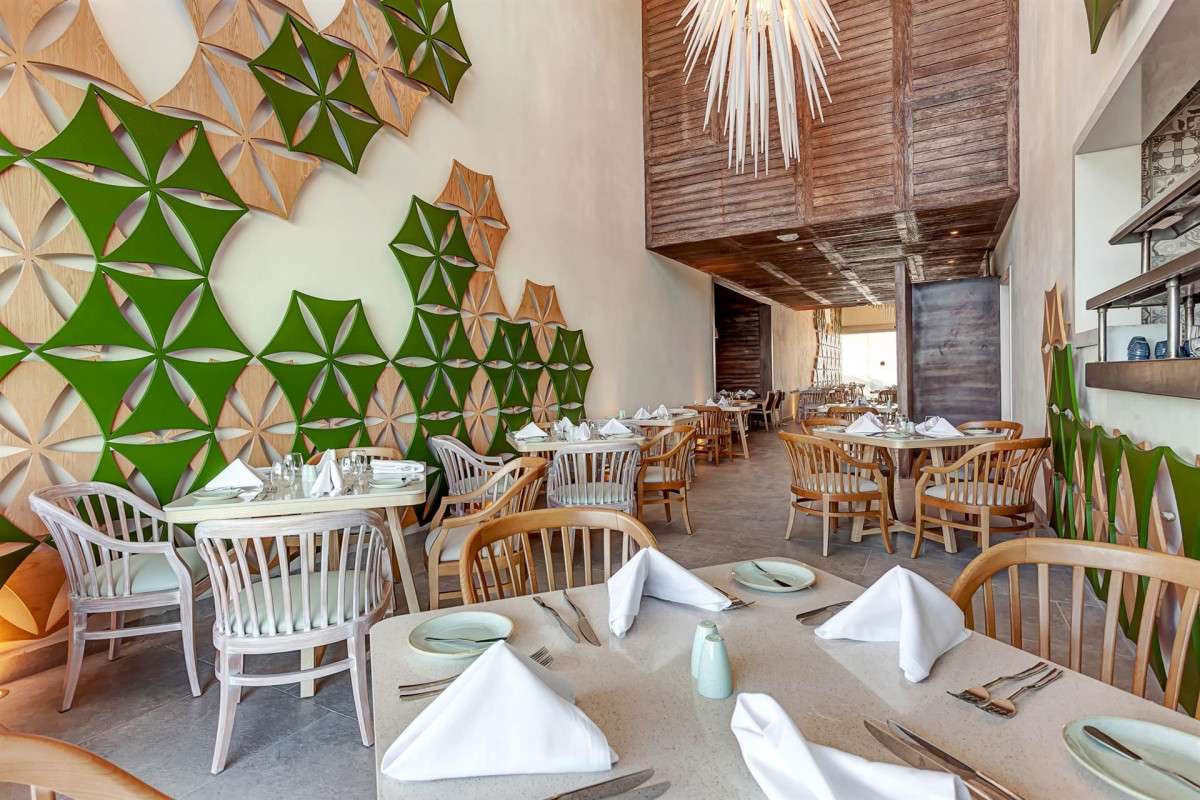 ROYALTON CHIC SUITES CANCUN RESORT & SPA — фото 14