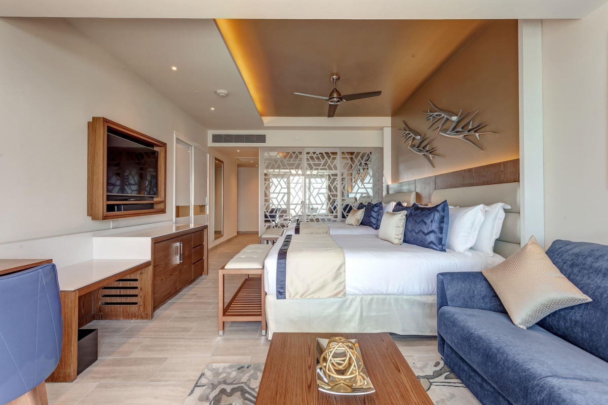 ROYALTON CHIC SUITES CANCUN RESORT & SPA — фото 17