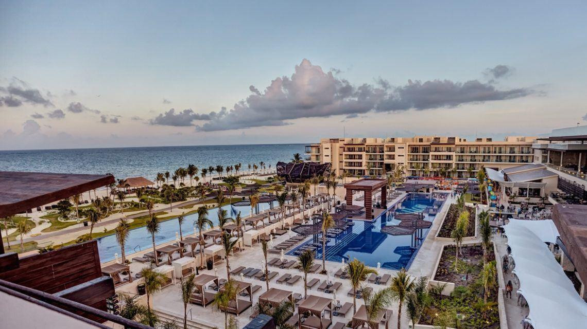 ROYALTON RIVIERA CANCUN RESORT & SPA — фото 2