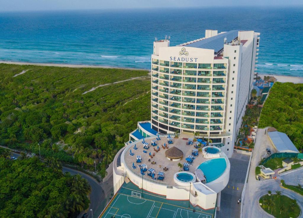 SEADUST CANCUN FAMILY (EX. GREAT PARNASSUS)