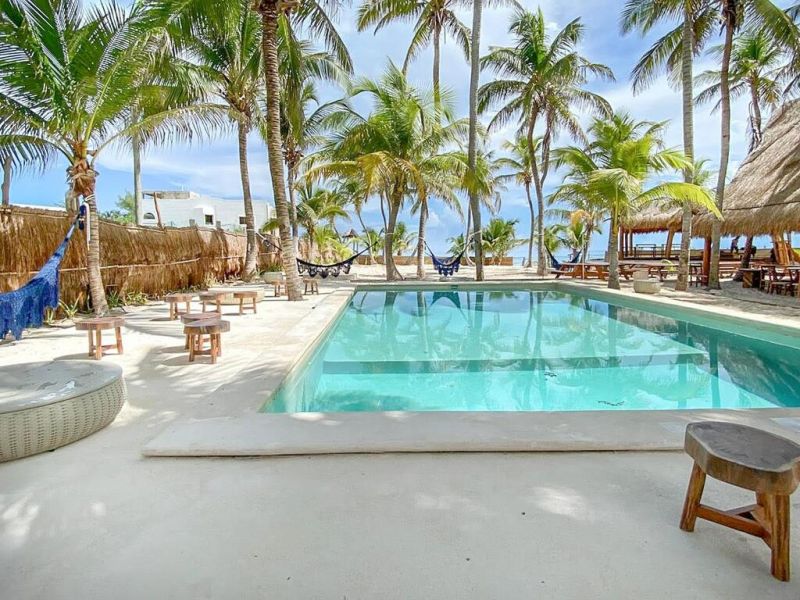 SELINA ISLA MUJERES