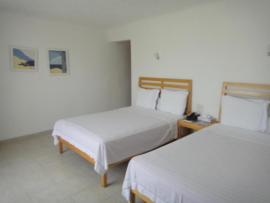 SOTAVENTO HOTEL & YACHT CLUB — фото 13
