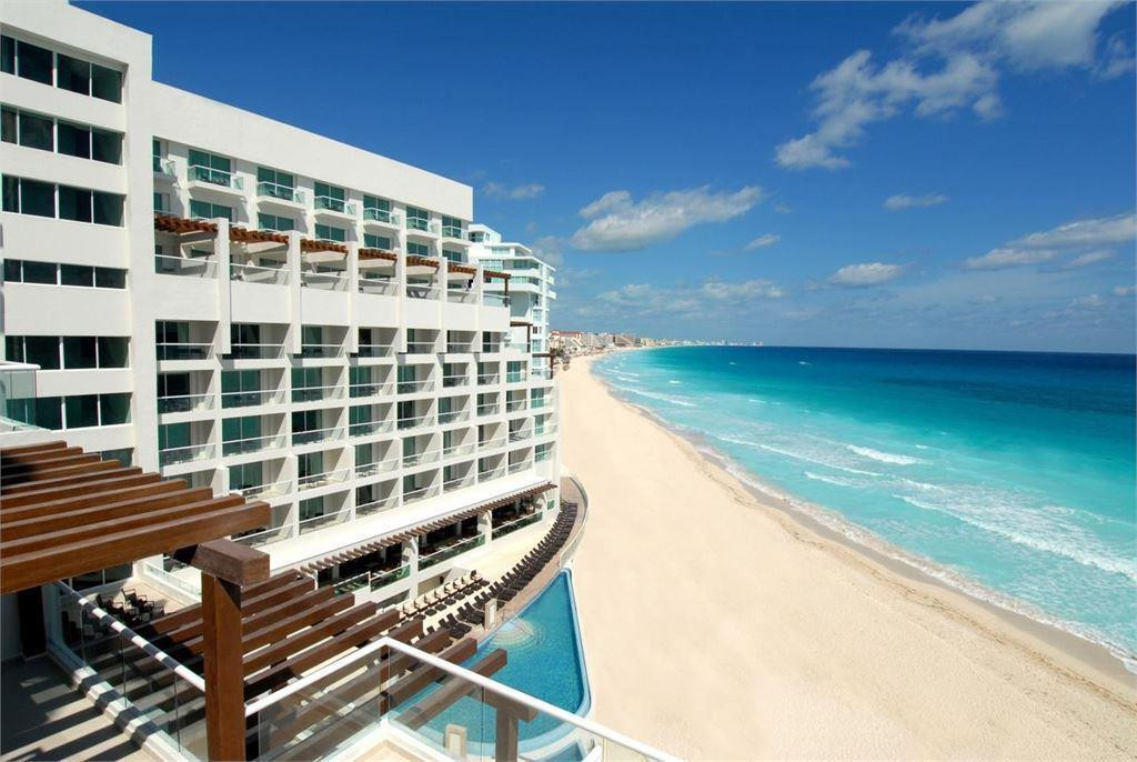 SUN PALACE
