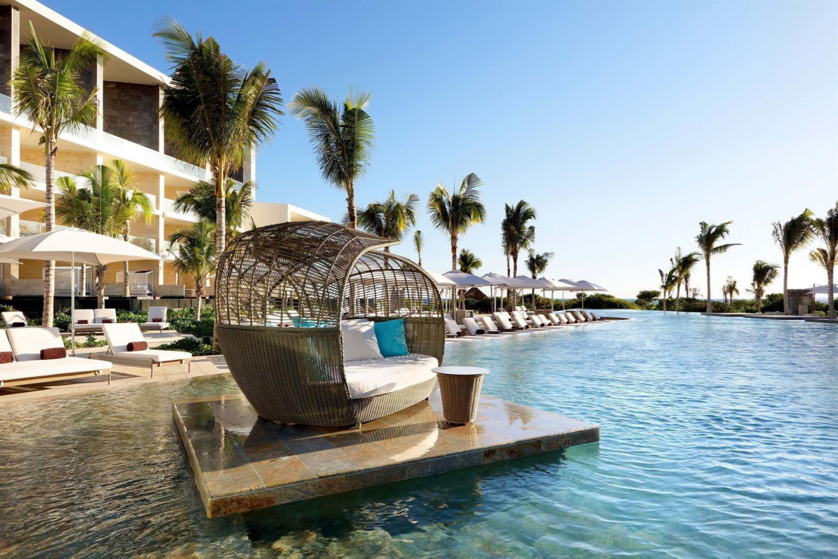TRS CORAL HOTEL