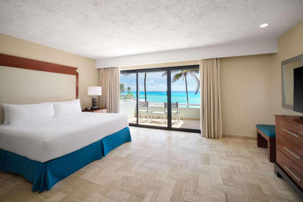 WYNDHAM GRAND CANCUN (EX. OMNI CANCUN) — фото 3