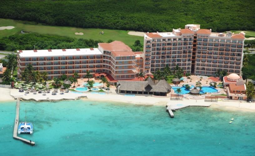 EL COZUMELENO BEACH RESORT
