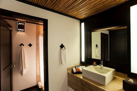 BAHIA HOTEL & BEACH CLUB — фото 14