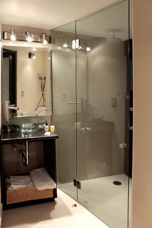 AZTIC HOTEL EXECUTIVE SUITES — фото 9