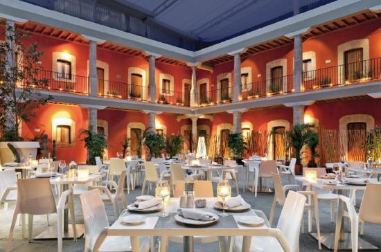 BOUTIQUE HOTEL DE CORTES