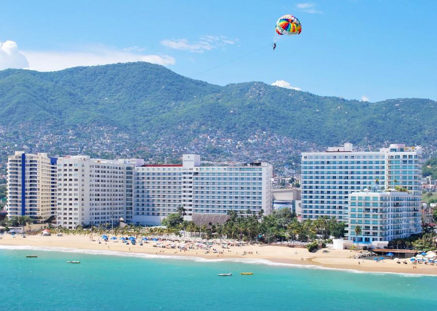 EMPORIO ACAPULCO — фото 12